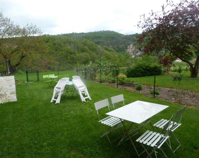 chambre d'hôtes Cadravals Belcastel Aveyron Belcastel (Tarn) Exterior foto